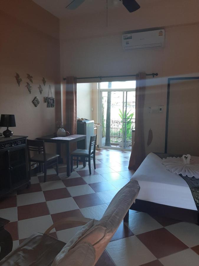 Liam'S Guesthouse Adults Only Chiang Mai Eksteriør bilde