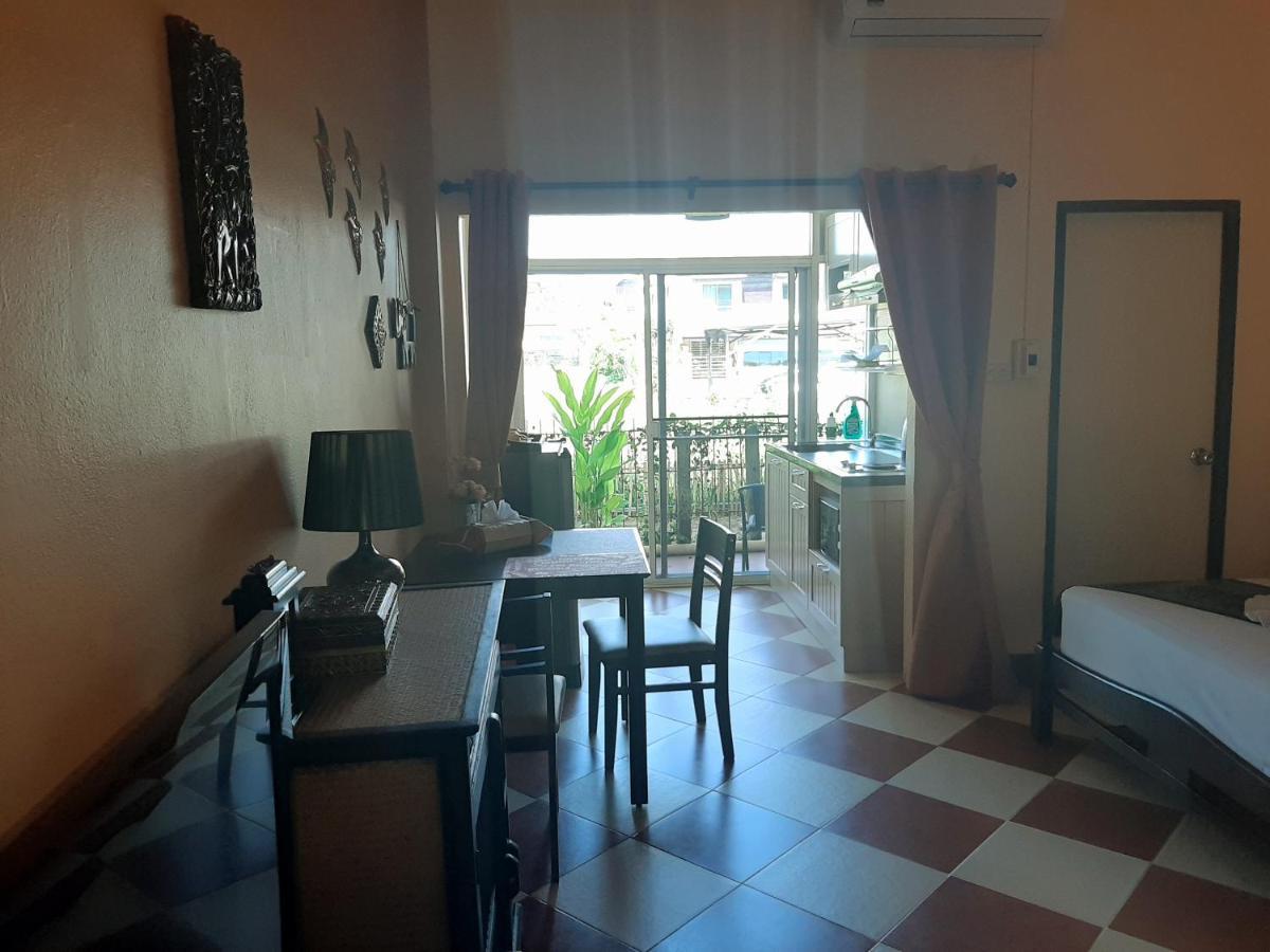 Liam'S Guesthouse Adults Only Chiang Mai Eksteriør bilde