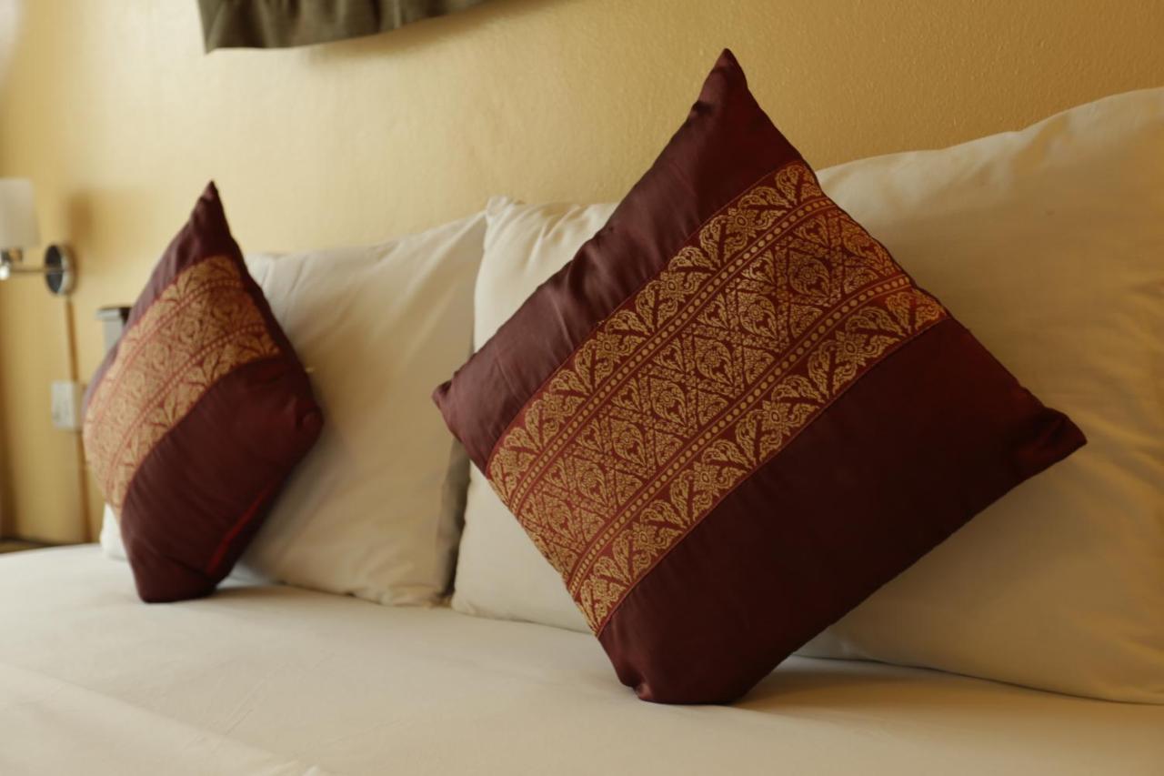 Liam'S Guesthouse Adults Only Chiang Mai Eksteriør bilde